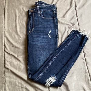 Hollister High-Rise Crop super skinny